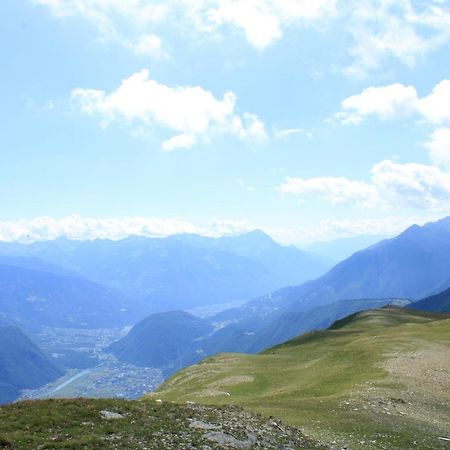 Chalet Baita Delle Favole Di Rosarita Berbenno di Valtellina Eksteriør bilde