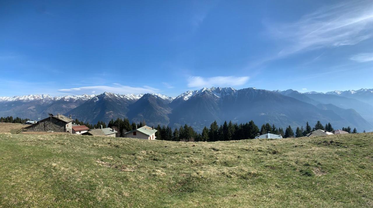 Chalet Baita Delle Favole Di Rosarita Berbenno di Valtellina Eksteriør bilde